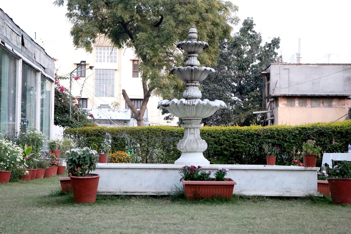 Fountain at Restaurant Aroma